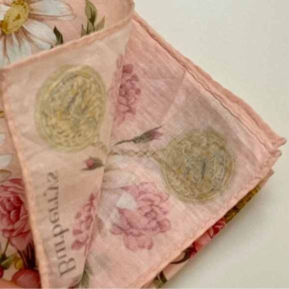 Vintage Burberrys Floral Cotton Handkerchief – Blush Pink - Picture 6 of 8